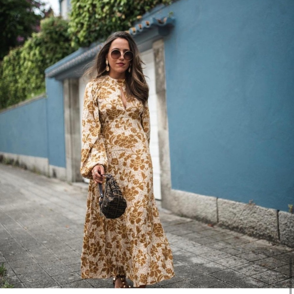 BLOGGERS FAVE! Zara Midi Floral Print Dress Sz M NWT